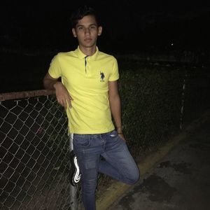 Meet your Posher, Victor julio